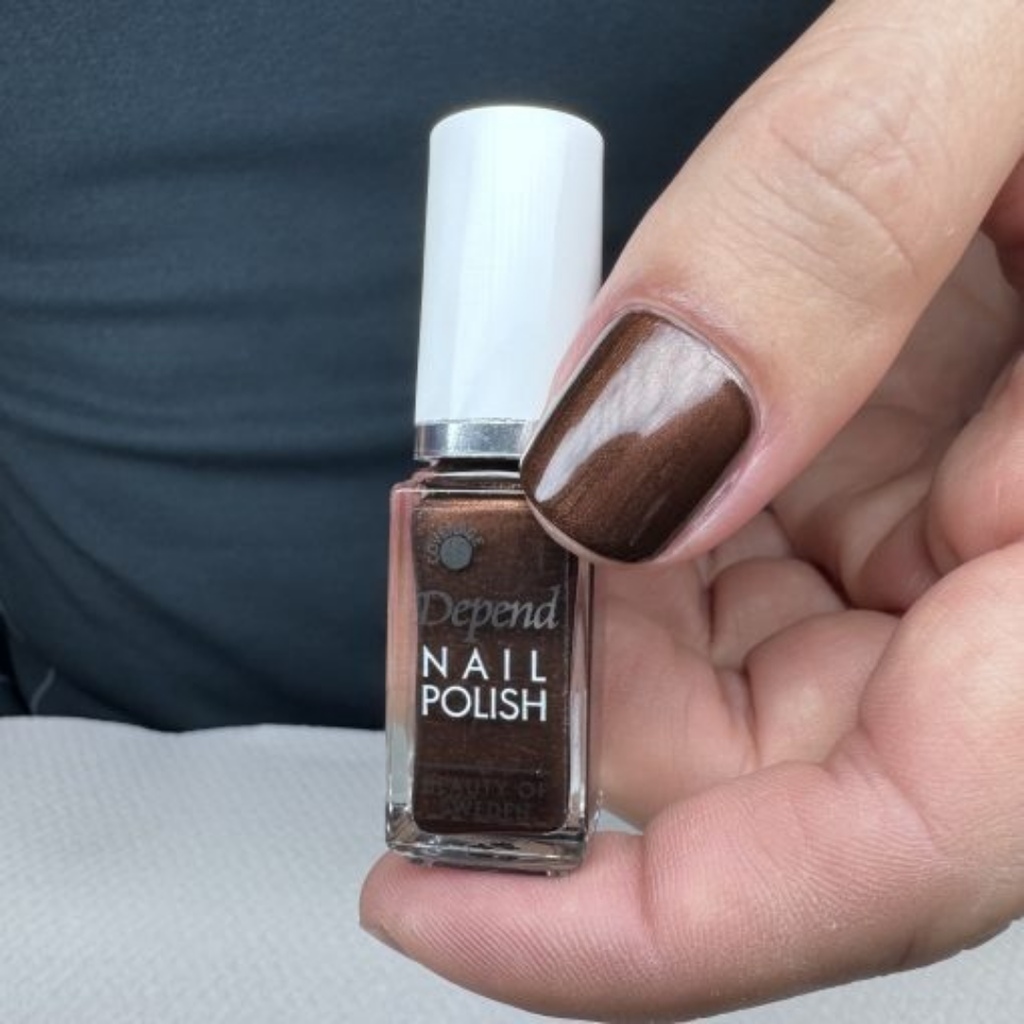 Depend Kynsilakka 825, 5 ml - Kynsilakat - Depend kynsilakat - Nicca.fi